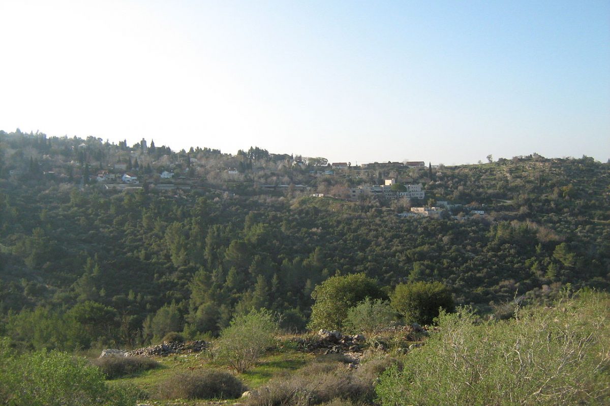 מושב בית נקופה, הרי ירושלים